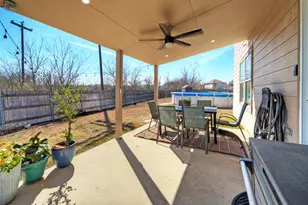 370 Holly Grove St, Kyle, TX 78640 - Photo 10