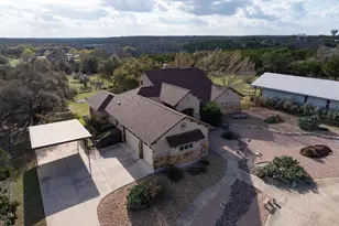 204 Skyline Rd, Georgetown, TX 78628 - Photo 4