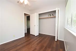 10811 Lanshire Dr, Austin, TX 78758 - Photo 16