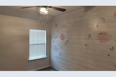 1000 Farm House Cove, Hutto, TX 78634 - Photo 12