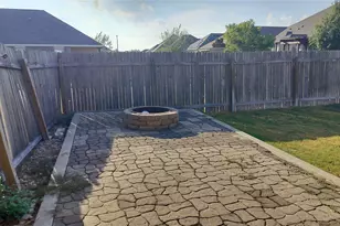 1000 Farm House Cove, Hutto, TX 78634 - Photo 18