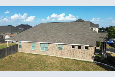 1000 Farm House Cove, Hutto, TX 78634 - Photo 16