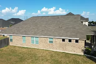 1000 Farm House Cove, Hutto, TX 78634 - Photo 16