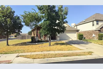 1000 Farm House Cove, Hutto, TX 78634 - Photo 2