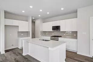 143 Hornet St, Elgin, TX 78621 - Photo 8