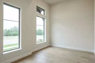800 High Smt Dr, Georgetown, TX 78628 - Photo 12