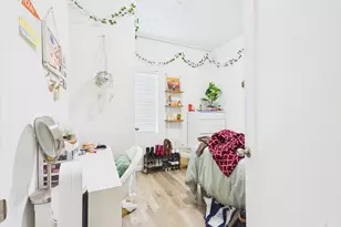 911 W 22nd St, Austin, TX 78705 - Photo 10