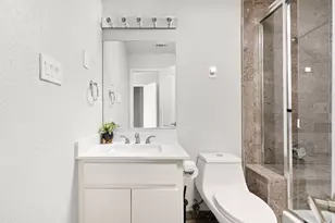 13805 Skyline Dr, Austin, TX 78732 - Photo 20