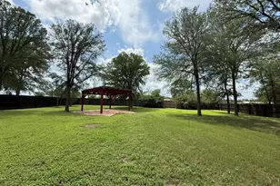 104 Spring Branch, Bastrop, TX 78602 - Photo 8