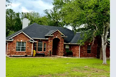 104 Spring Branch, Bastrop, TX 78602 - Photo 2