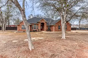 104 Spring Branch, Bastrop, TX 78602 - Photo 4