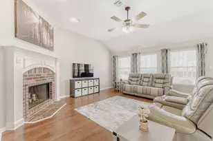 104 Spring Branch, Bastrop, TX 78602 - Photo 12
