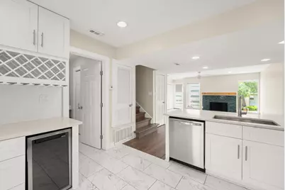6410 Chimney Creek Circle #B, Austin, TX 78723 - Photo 10