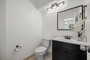 8400 Jamestown Dr, Austin, TX 78758 - Photo 14