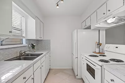 8400 Jamestown Drive #226, Austin, TX 78758 - Photo 10