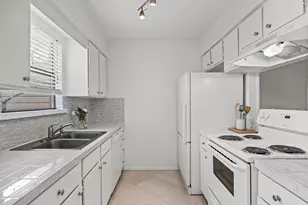 8400 Jamestown Dr, Austin, TX 78758 - Photo 10