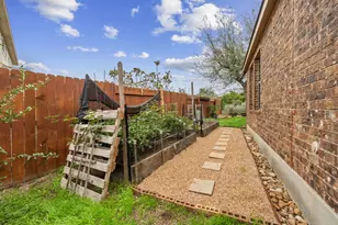 232 Wild Rose Dr, Austin, TX 78737 - Photo 30