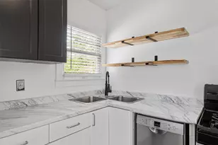 2932 Moss St, Austin, TX 78722 - Photo 8