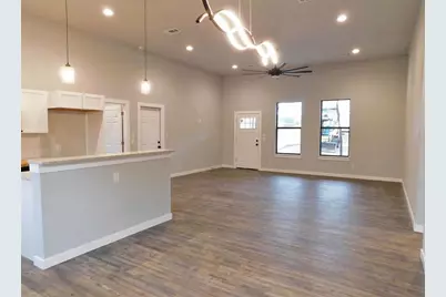 207 Laurel Lane, Spicewood, TX 78669 - Photo 4