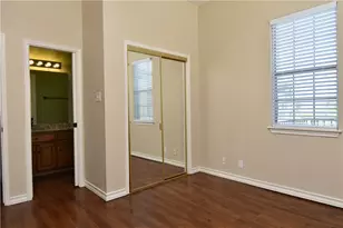 914 W 26th St, Austin, TX 78705 - Photo 22