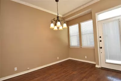 914 W 26th Street #304, Austin, TX 78705 - Photo 12