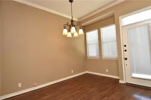 914 W 26th St, Austin, TX 78705 - Photo 12