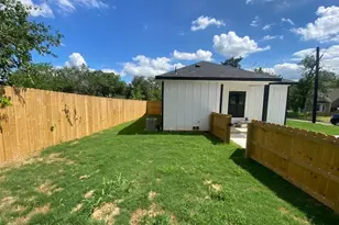 116 Field St, Luling, TX 78648 - Photo 12