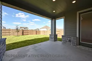8916 Golden Lion Dr, Austin, TX 78744 - Photo 18