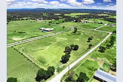 461 Ramms Drive, Florence, TX 76527 - Photo 2