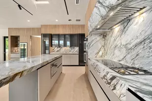 716 Laurel Valley Rd, West Lake Hills, TX 78746 - Photo 10