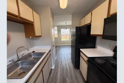 12314 Abney Drive #B, Austin, TX 78729 - Photo 4