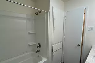 3601 Catalina Dr NW, Austin, TX 78741 - Photo 10