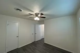 3601 Catalina Dr NW, Austin, TX 78741 - Photo 12