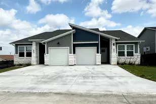 101 Zayd Ct, Jarrell, TX 76537 - Photo 1
