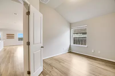 309 Chickasaw Lane, Hutto, TX 78634 - Photo 2