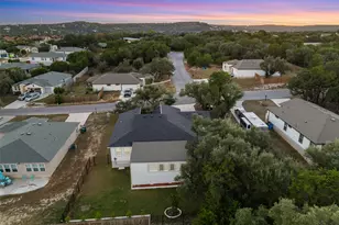 21208 Santa Rosa Ave, Lago Vista, TX 78645 - Photo 18