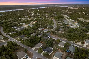 21208 Santa Rosa Ave, Lago Vista, TX 78645 - Photo 10