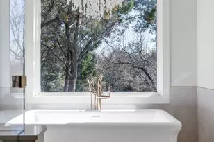 701 Furlong Dr, Austin, TX 78746 - Photo 18