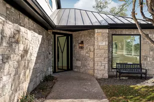 701 Furlong Dr, Austin, TX 78746 - Photo 2