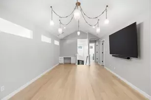 701 Furlong Dr, Austin, TX 78746 - Photo 26