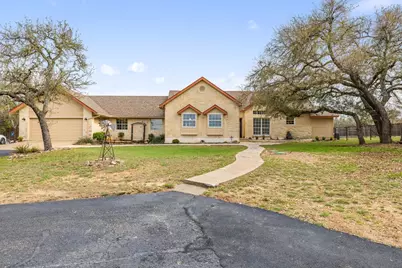911 Oak Meadow Drive, Dripping Springs, TX 78620 - Photo 4