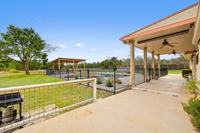 911 Oak Meadow Drive, Dripping Springs, TX 78620 - Photo 32