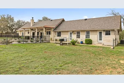 911 Oak Meadow Drive, Dripping Springs, TX 78620 - Photo 36
