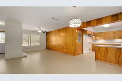 703 Buckingham Circle, Austin, TX 78704 - Photo 6