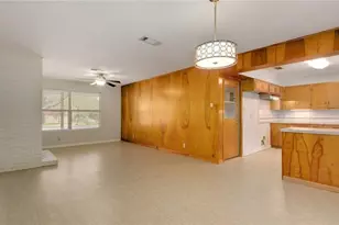 703 Buckingham Cir, Austin, TX 78704 - Photo 6