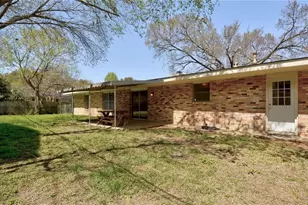 703 Buckingham Cir, Austin, TX 78704 - Photo 20