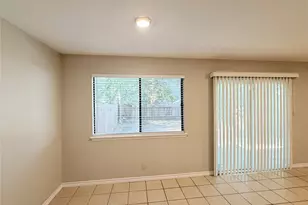 8806 Cainwood Ln, Austin, TX 78729 - Photo 14