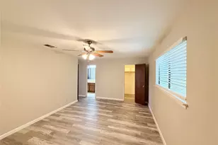 8806 Cainwood Ln, Austin, TX 78729 - Photo 22