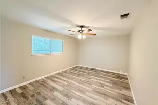 8806 Cainwood Ln, Austin, TX 78729 - Photo 20