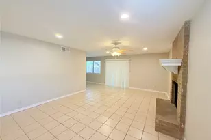 8806 Cainwood Ln, Austin, TX 78729 - Photo 4